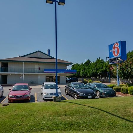 Motel 6 Huntsville - מדיסון מראה חיצוני תמונה